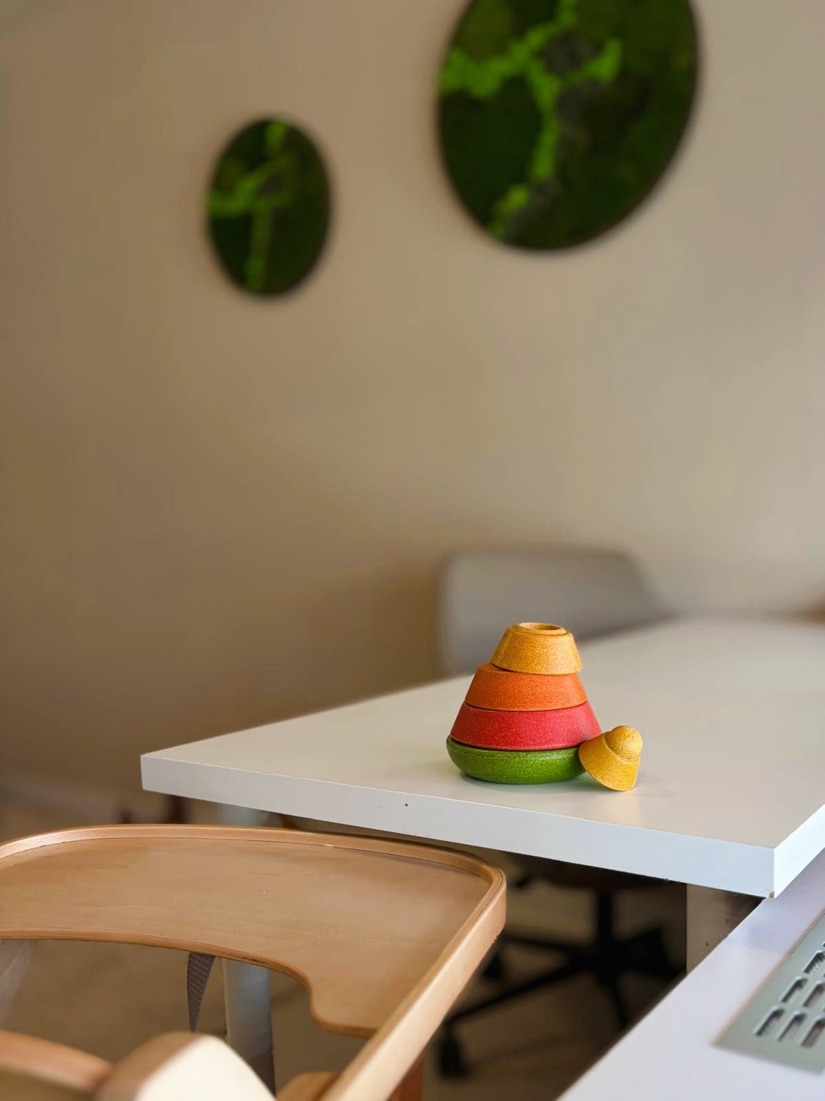 tafel en eetstoel kleine babygroep